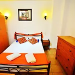 Olympos Πανσιόν Rhodes City